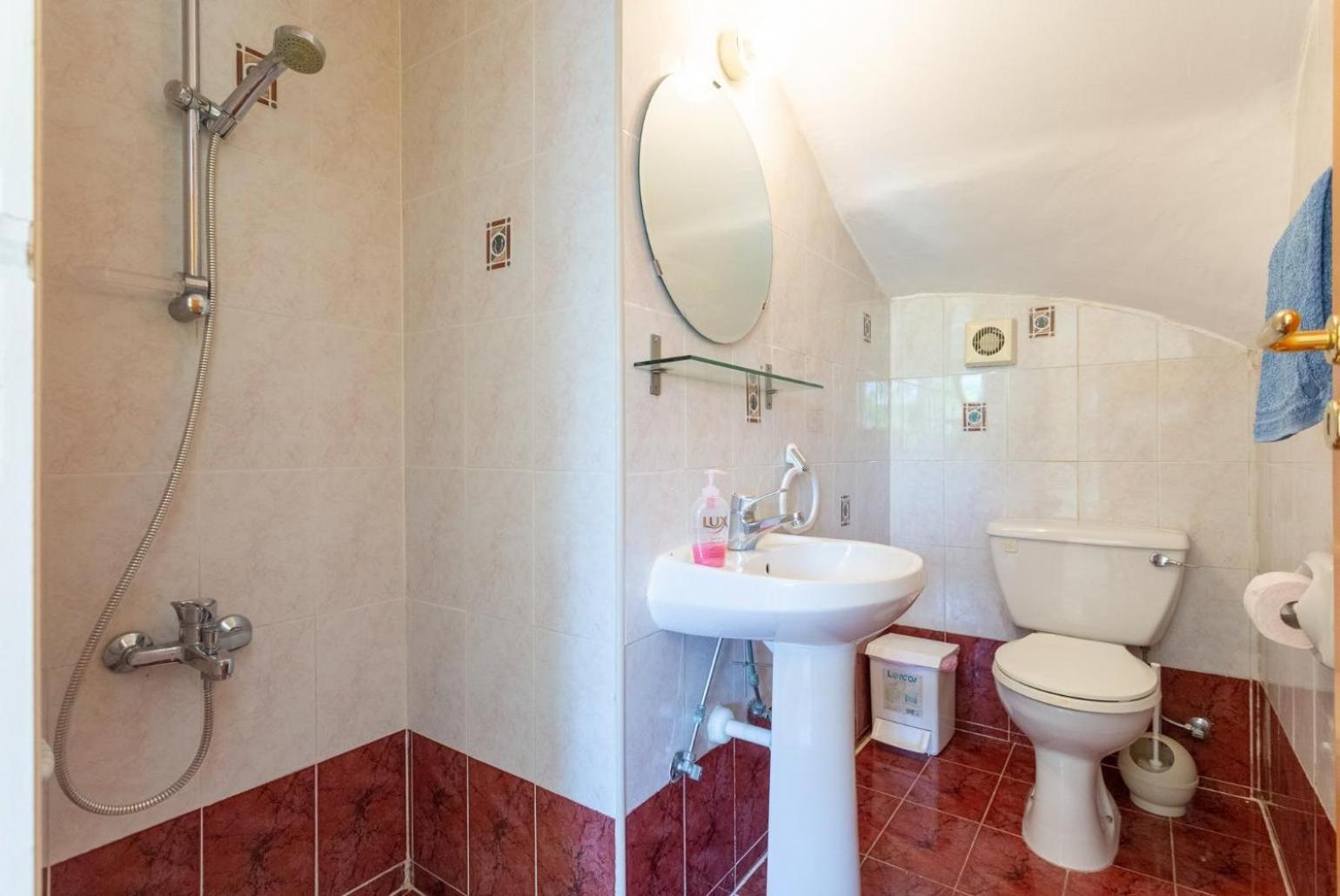 Sun Beach Villa Thio Polis Bagian luar foto