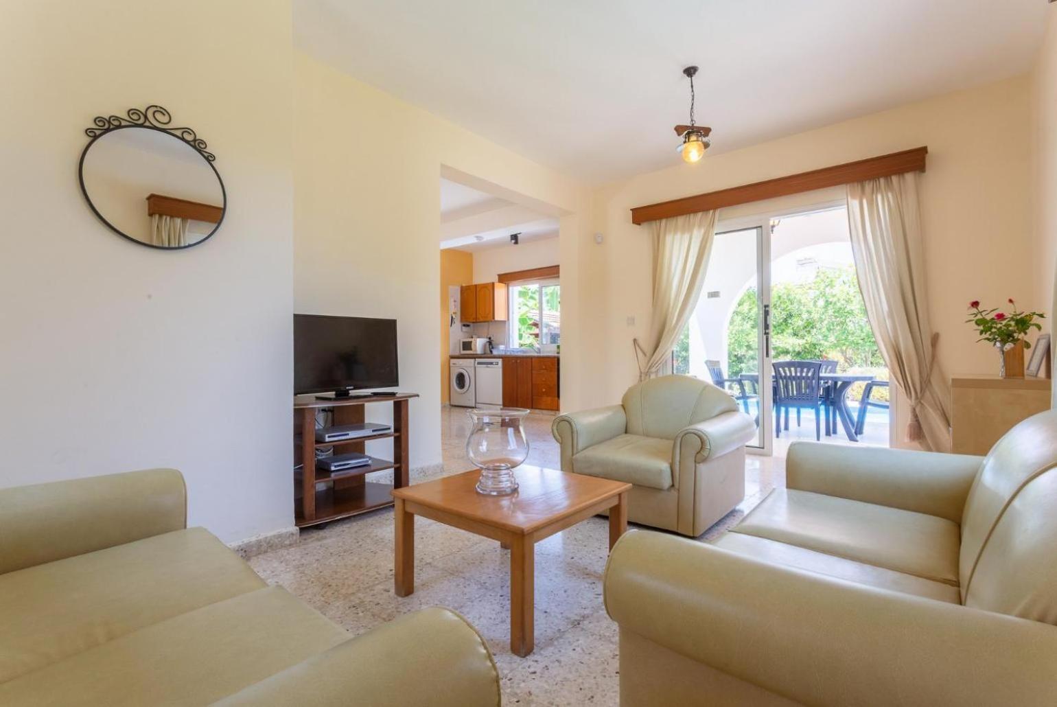 Sun Beach Villa Thio Polis Bagian luar foto